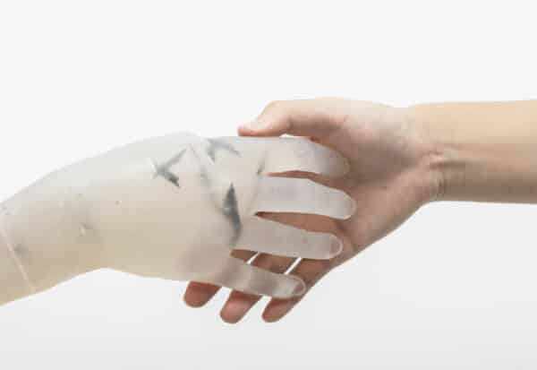 <i>Ni intelligent ni artificiel</i>